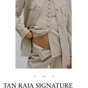 Tan Raja Signature Suit Set